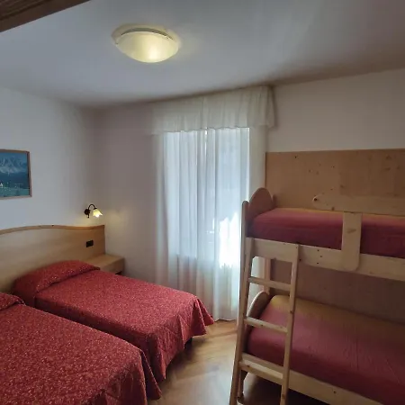Residenza Arnica Apartment Molveno Exterior photo
